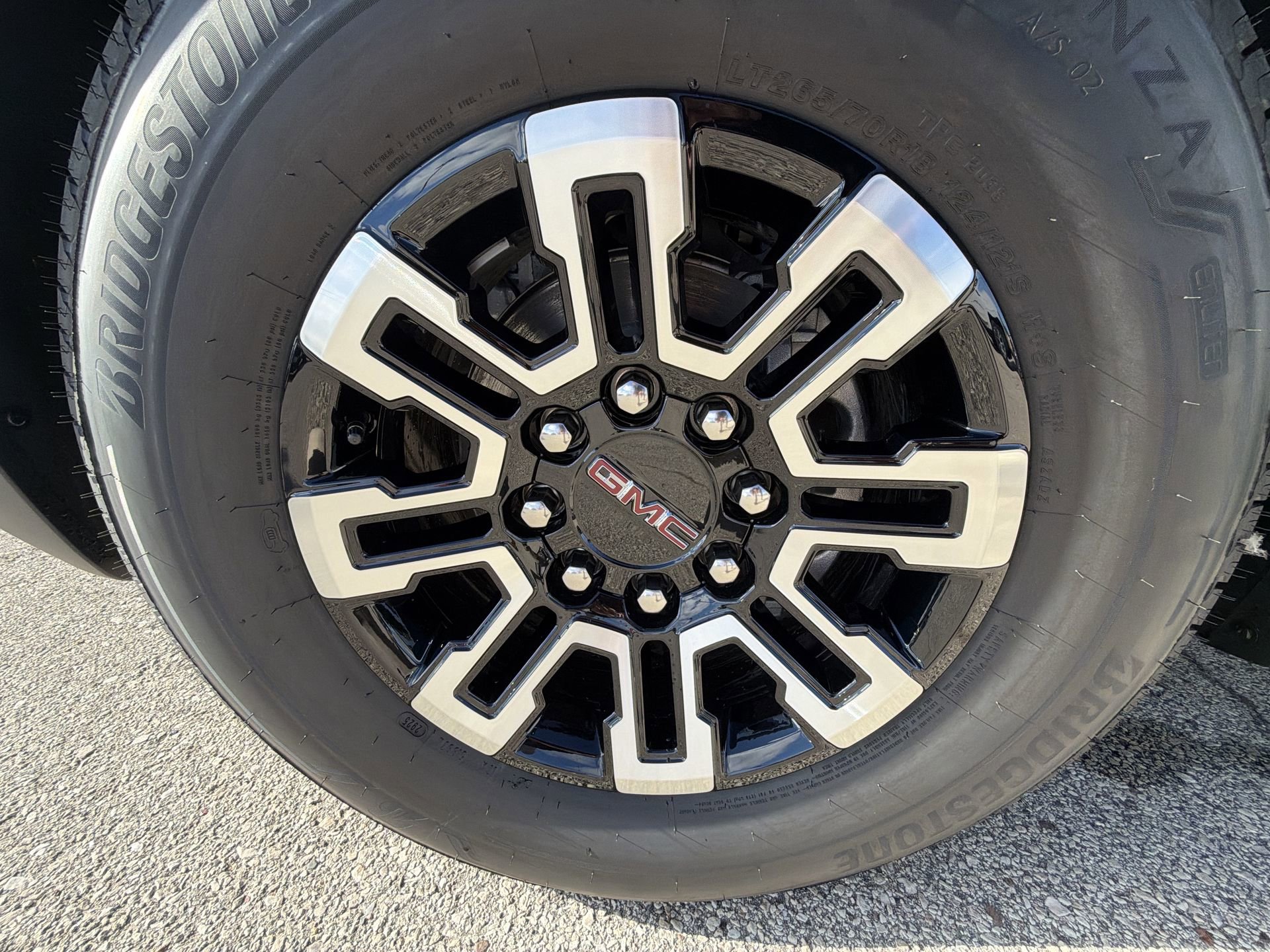 New 2026 GMC Sierra EV Elevation image 30