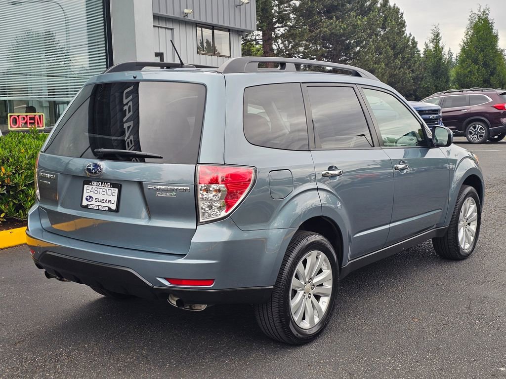 Used 2011 Subaru Forester 2.5X Premium AWD/4WD image 7