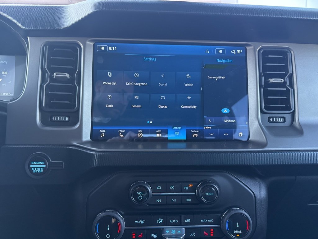 Used 2022 Ford Bronco Outer Banks image 3