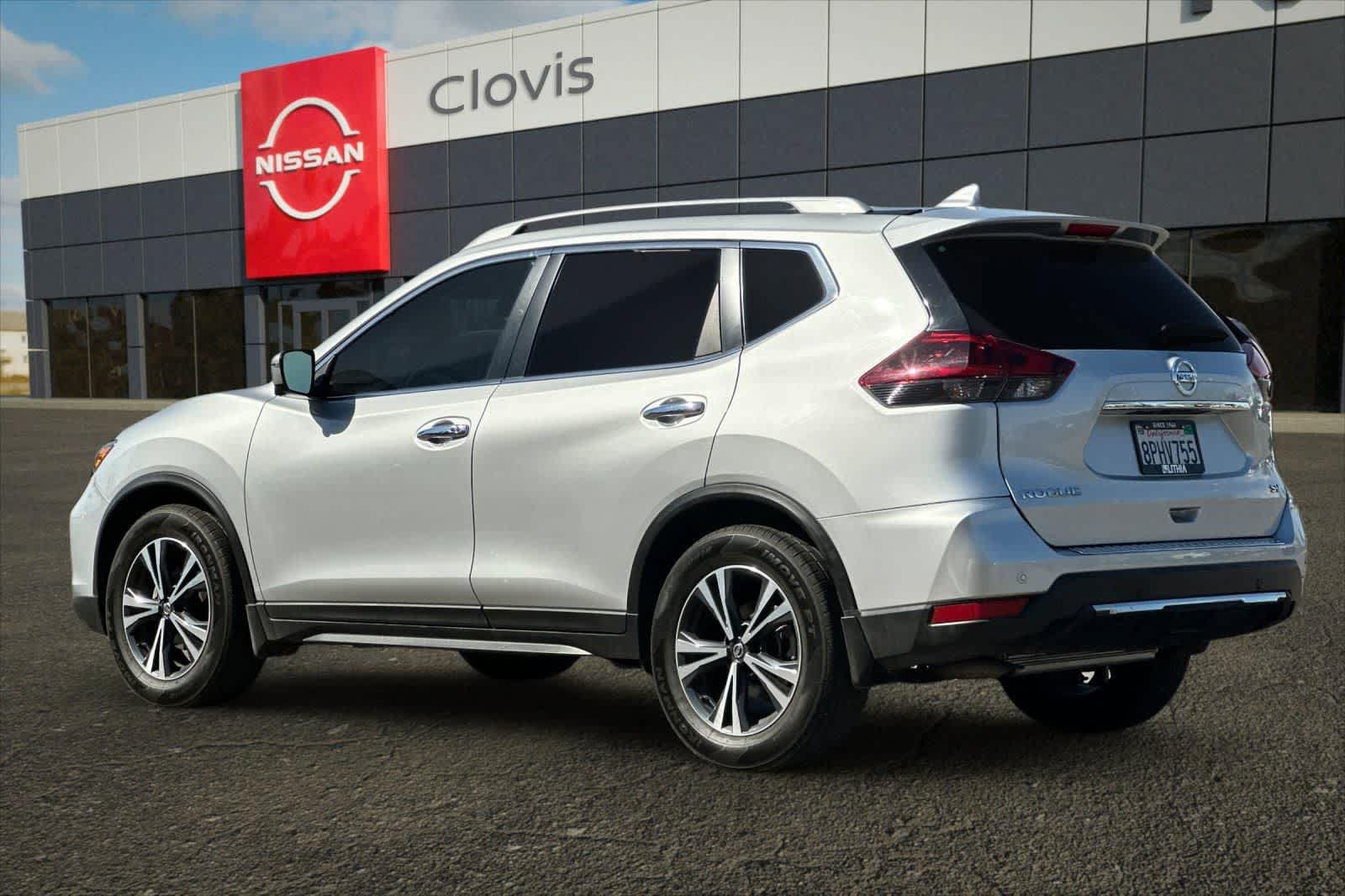 Used 2020 Nissan Rogue SV w/ Premium Package FWD image 7