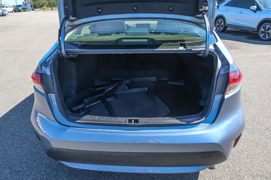Used 2020 Toyota Corolla LE w/ LE Premium Package image 12