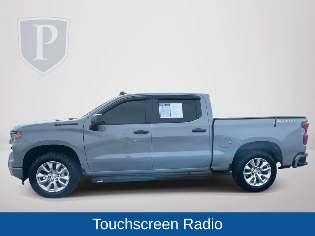 Used 2025 Chevrolet Silverado 1500 Custom image 5