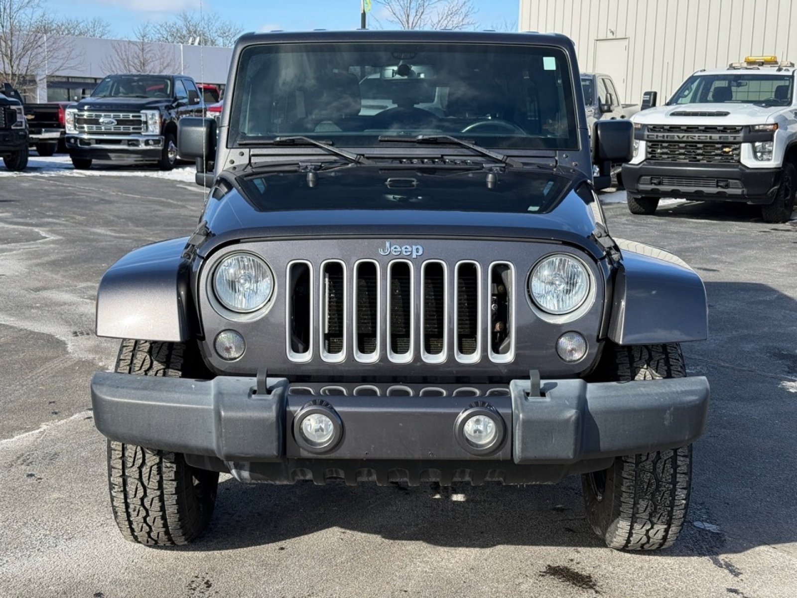Used 2018 Jeep Wrangler Unlimited Sahara w/ Connectivity Group image 3