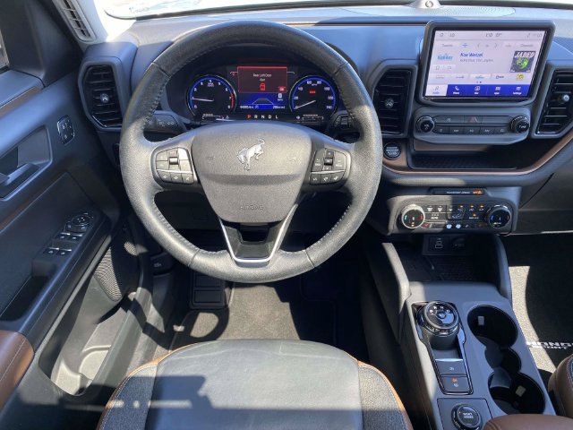 Certified 2023 Ford Bronco Sport Outer Banks w/ Tech Package AWD/4WD image 5