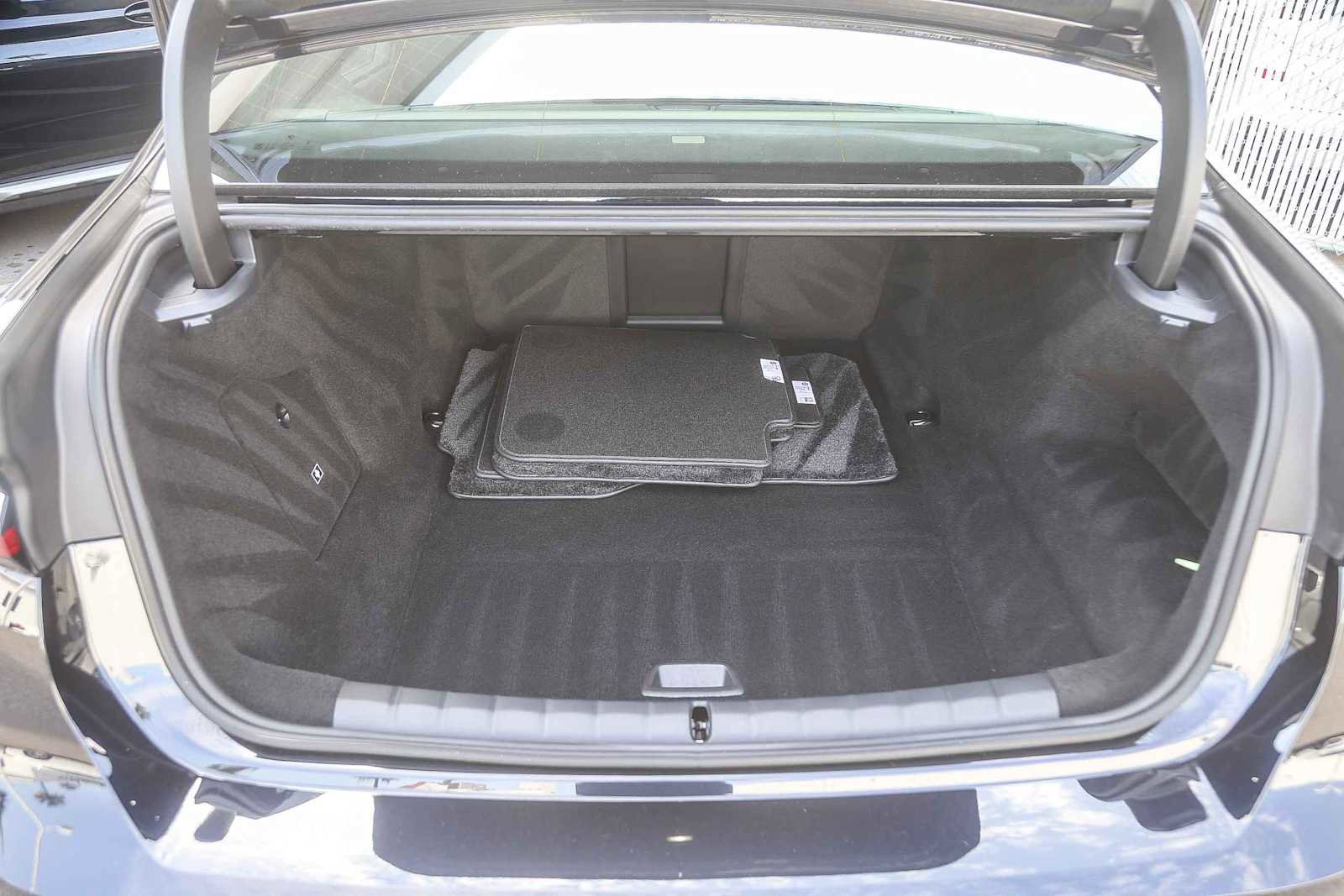 Used 2025 BMW i7 M70 image 22