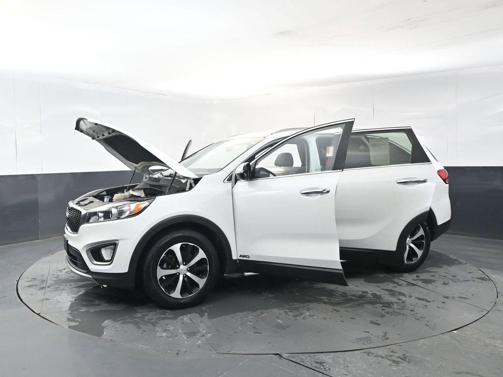Used 2016 Kia Sorento EX image 31