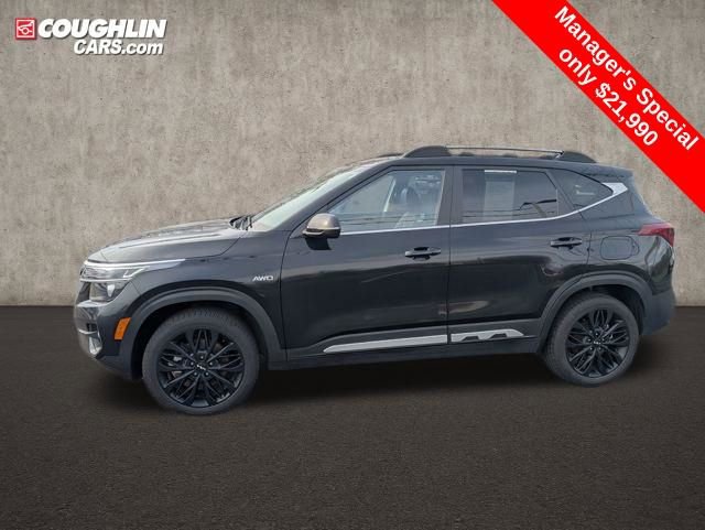 Used 2023 Kia Seltos Nightfall Edition AWD/4WD image 4