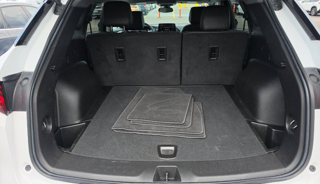 Used 2024 Chevrolet Blazer LT AWD/4WD image 8