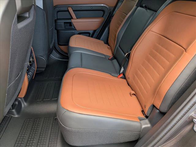 New 2026 Land Rover Defender 110 OCTA image 15