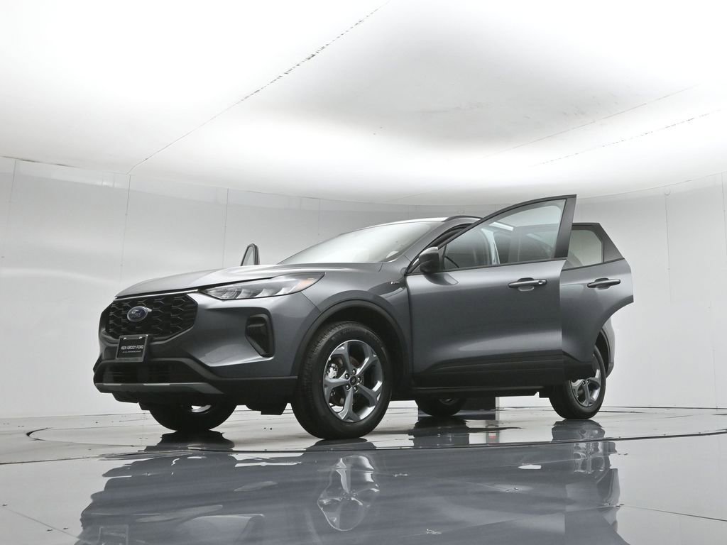 Certified 2025 Ford Escape ST-Line AWD/4WD image 47