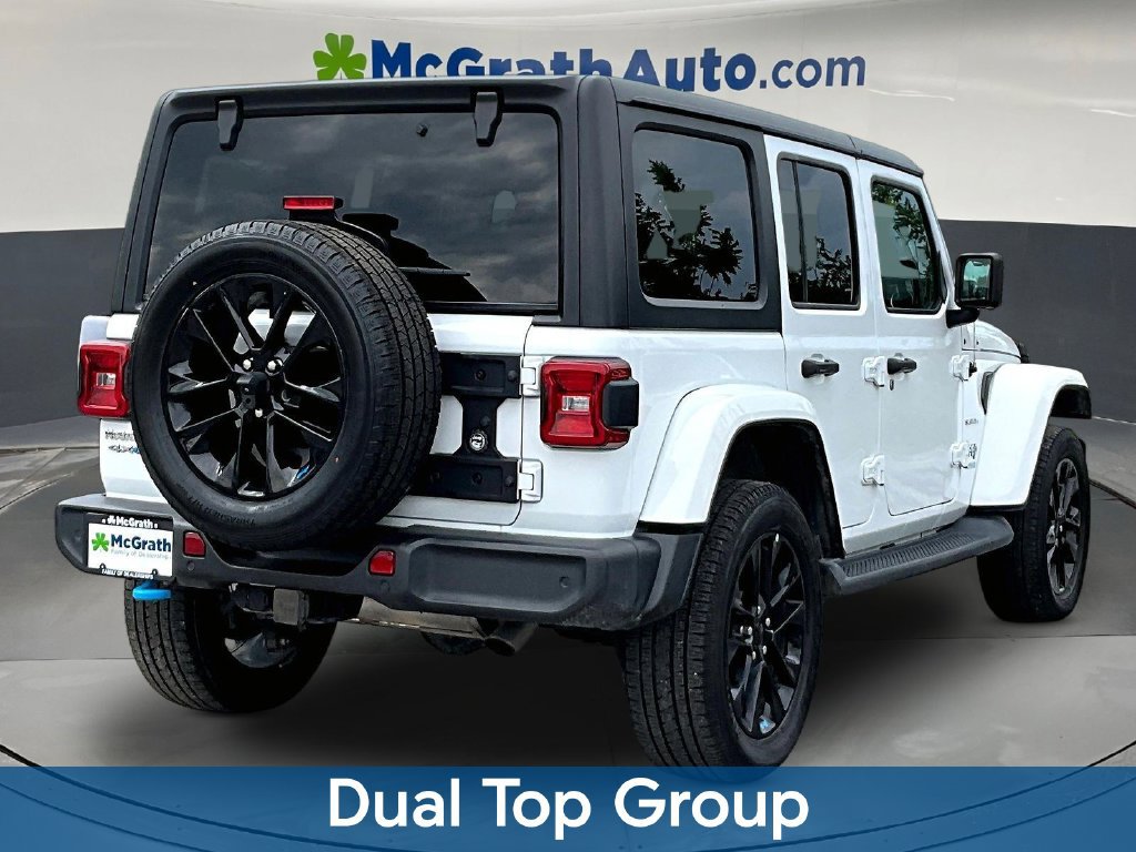 Used 2022 Jeep Wrangler Unlimited Sahara w/ Dual Top Group AWD/4WD image 8