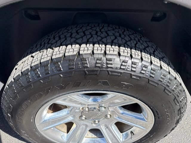 Used 2014 RAM 1500 Limited AWD/4WD image 13