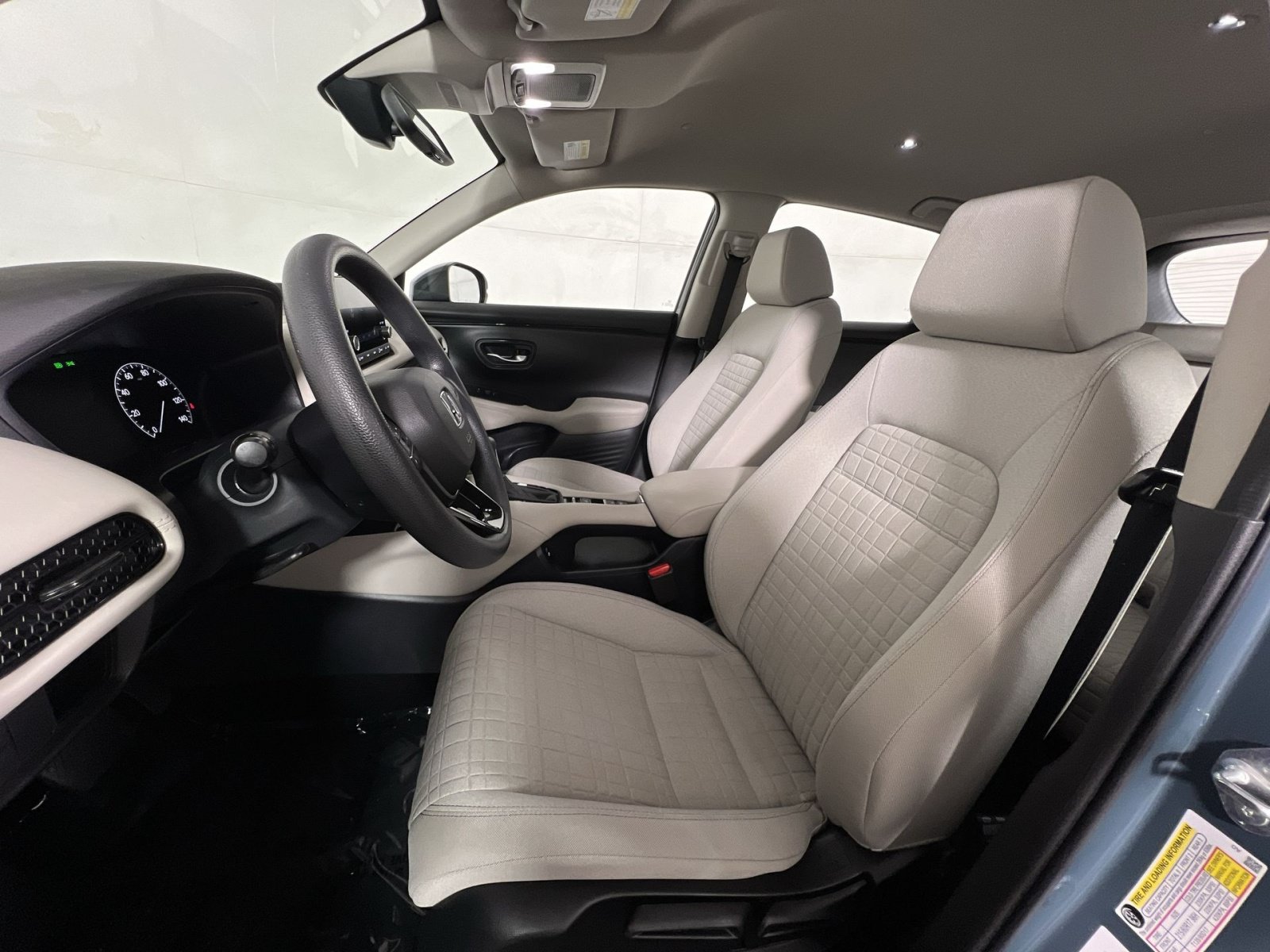 Used 2024 Honda HR-V LX image 13