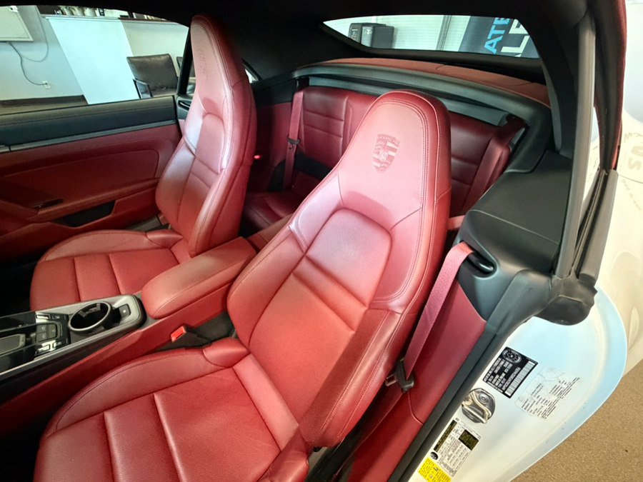 Used 2024 Porsche 911 Carrera 4S AWD/4WD image 50