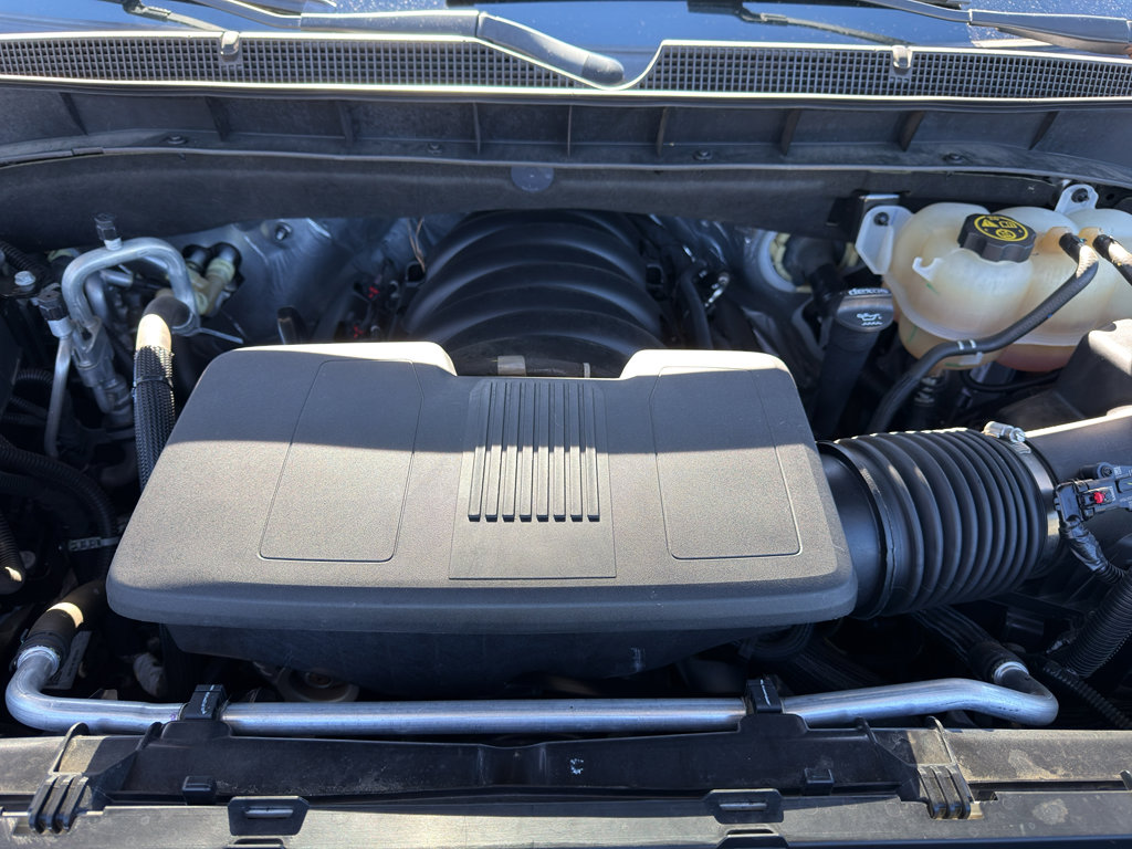 Used 2022 Chevrolet Tahoe RST w/ Luxury Package image 39