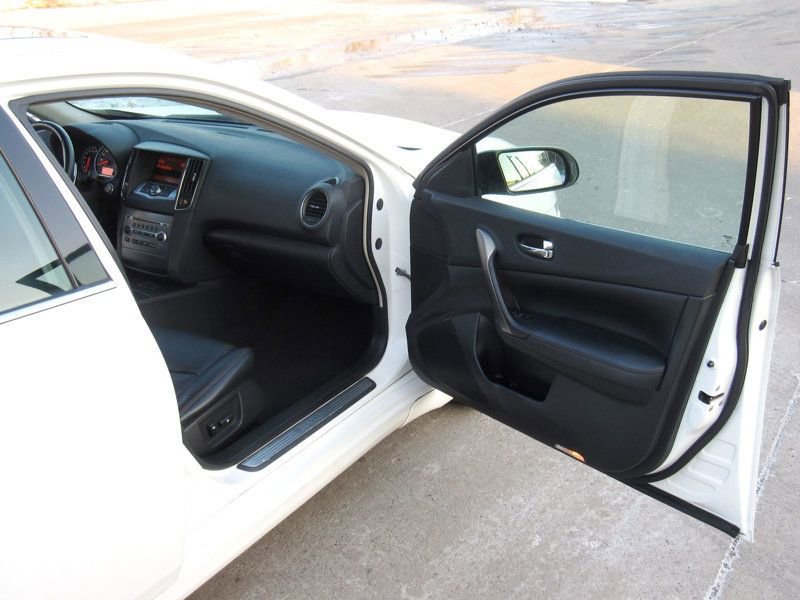 Used 2010 Nissan Maxima 3.5 SV w/ Sport Pkg image 23