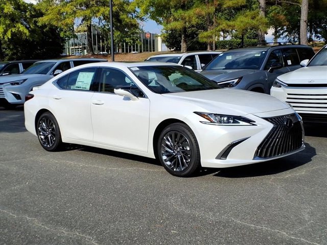 New 2025 Lexus ES 300h w/ Luxury Package