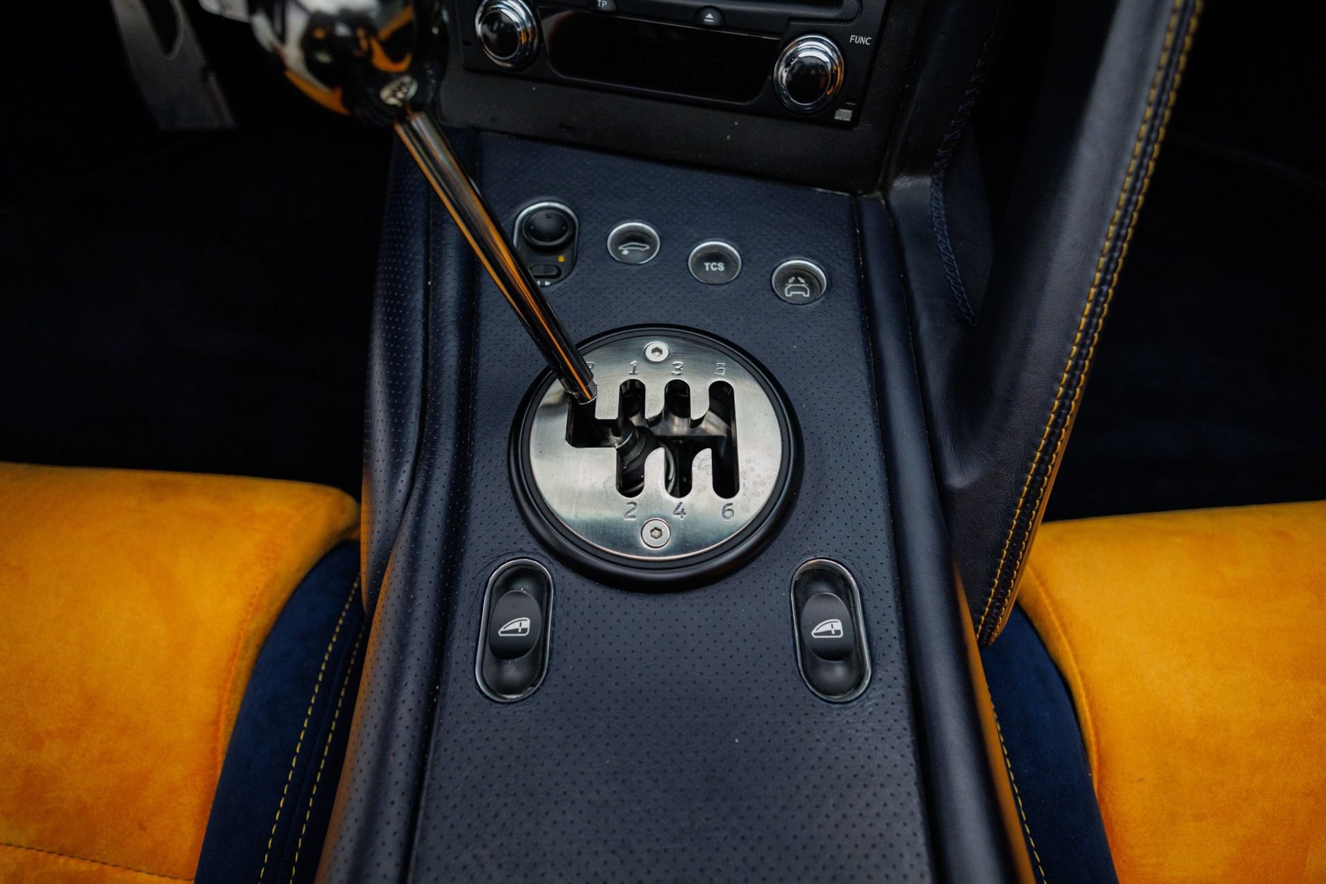 Used 2005 Lamborghini Murcielago Roadster AWD/4WD image 33