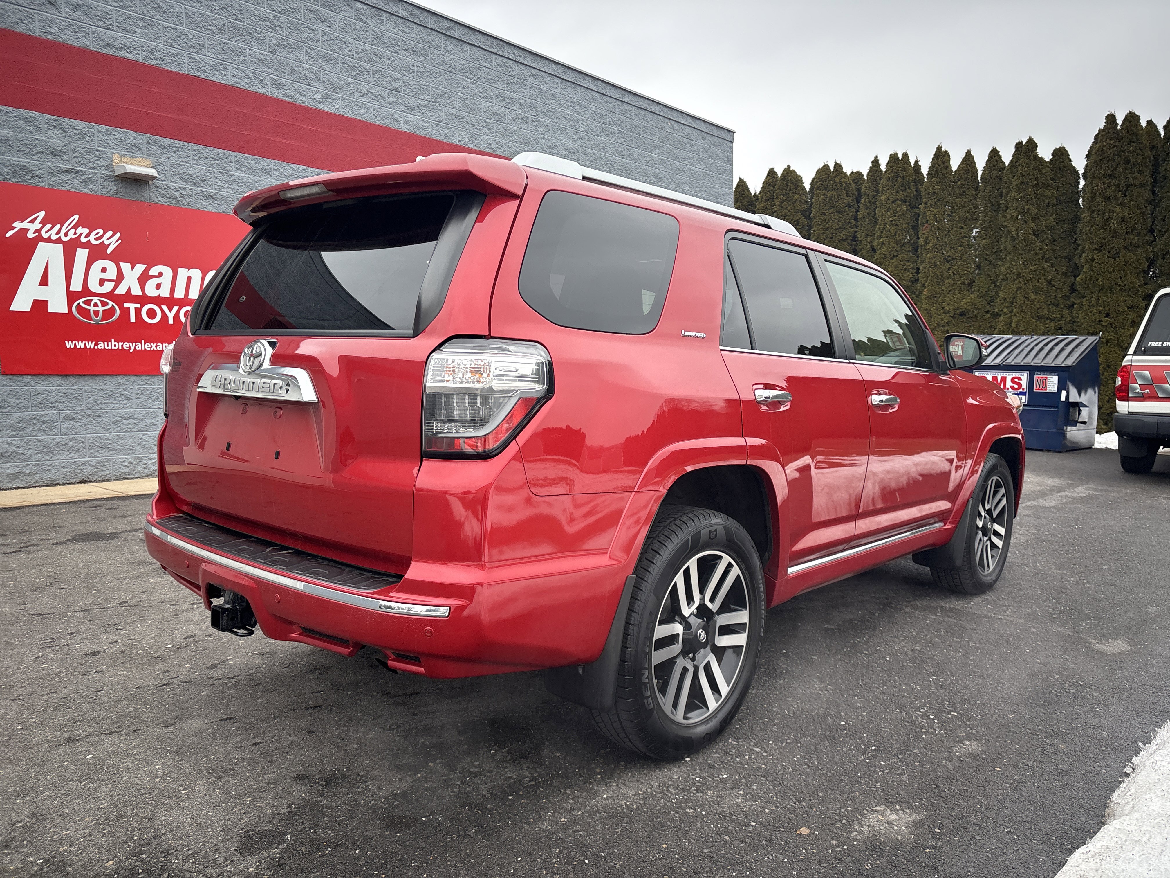 Used 2016 Toyota 4Runner Limited image 3