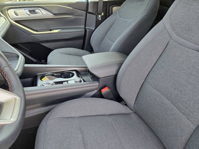 New 2026 Ford Explorer Active RWD image 21