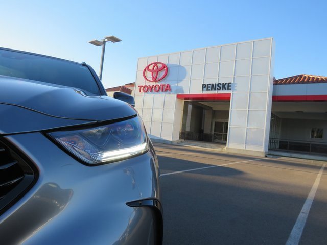 New 2026 Toyota Highlander XSE image 4