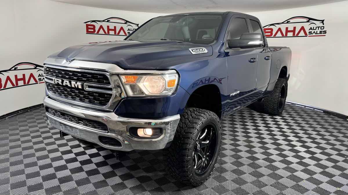 Used 2022 RAM 1500 Big Horn AWD/4WD image 3
