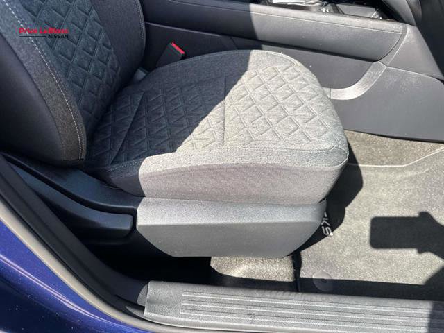 Used 2025 Nissan Kicks SV image 22