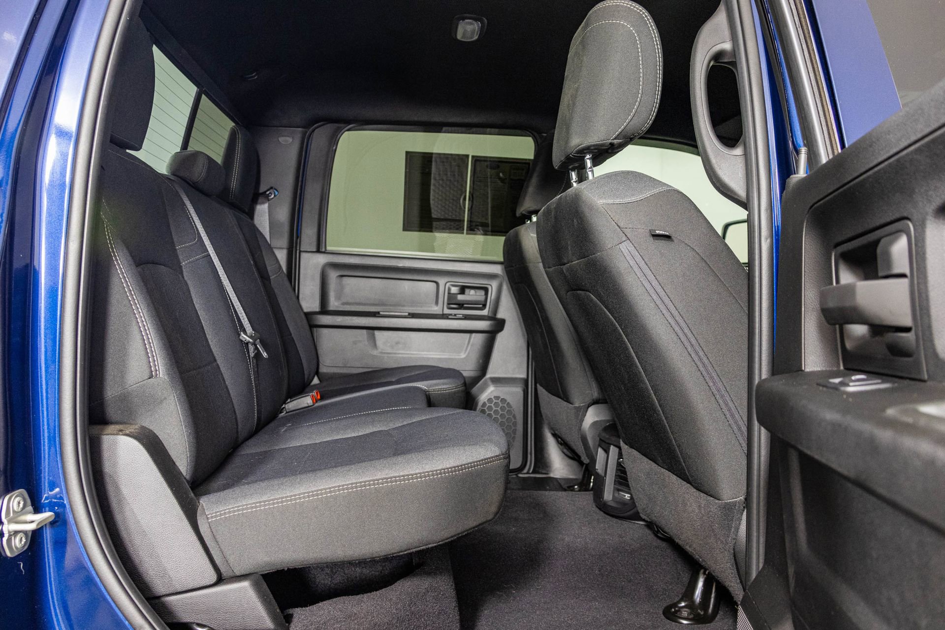 Used 2024 RAM 2500 Tradesman w/ Chrome Appearance Group AWD/4WD image 43