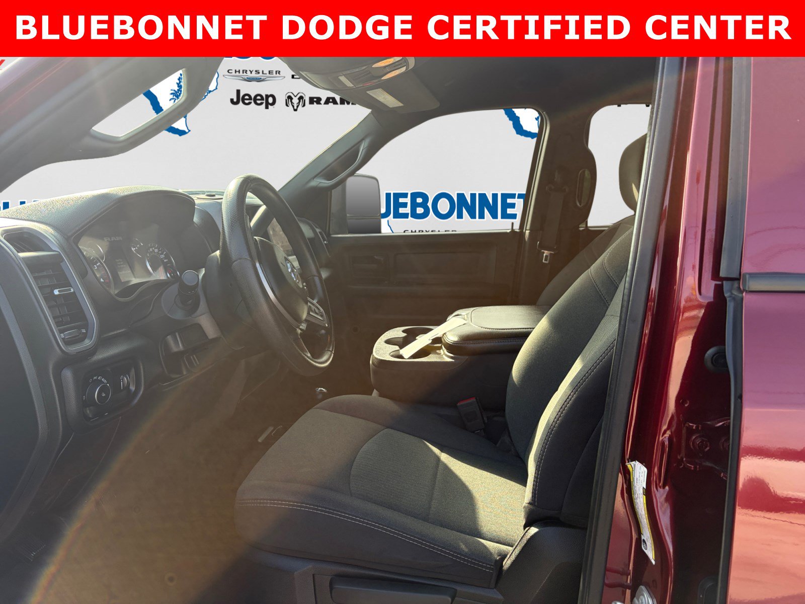 Used 2024 RAM 2500 Tradesman w/ Chrome Appearance Group AWD/4WD image 11