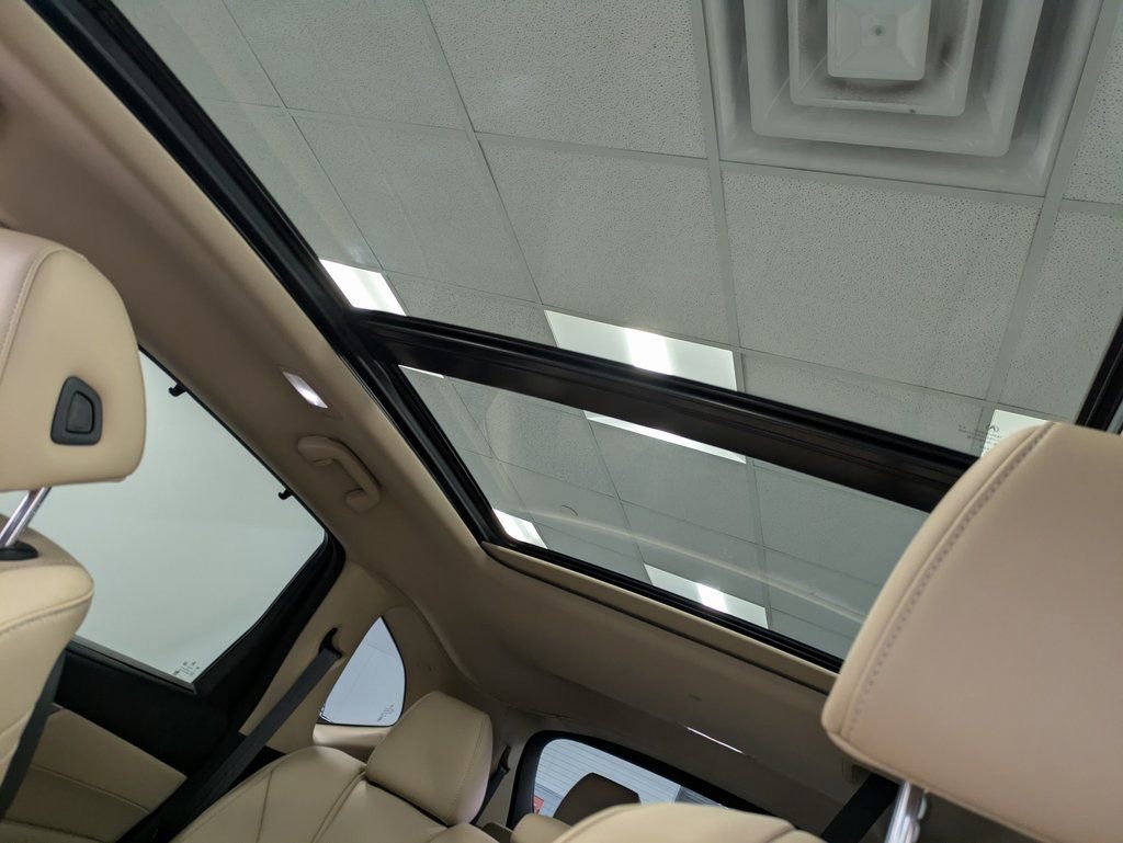 Used 2023 Acura MDX SH-AWD w/ Technology Package image 20