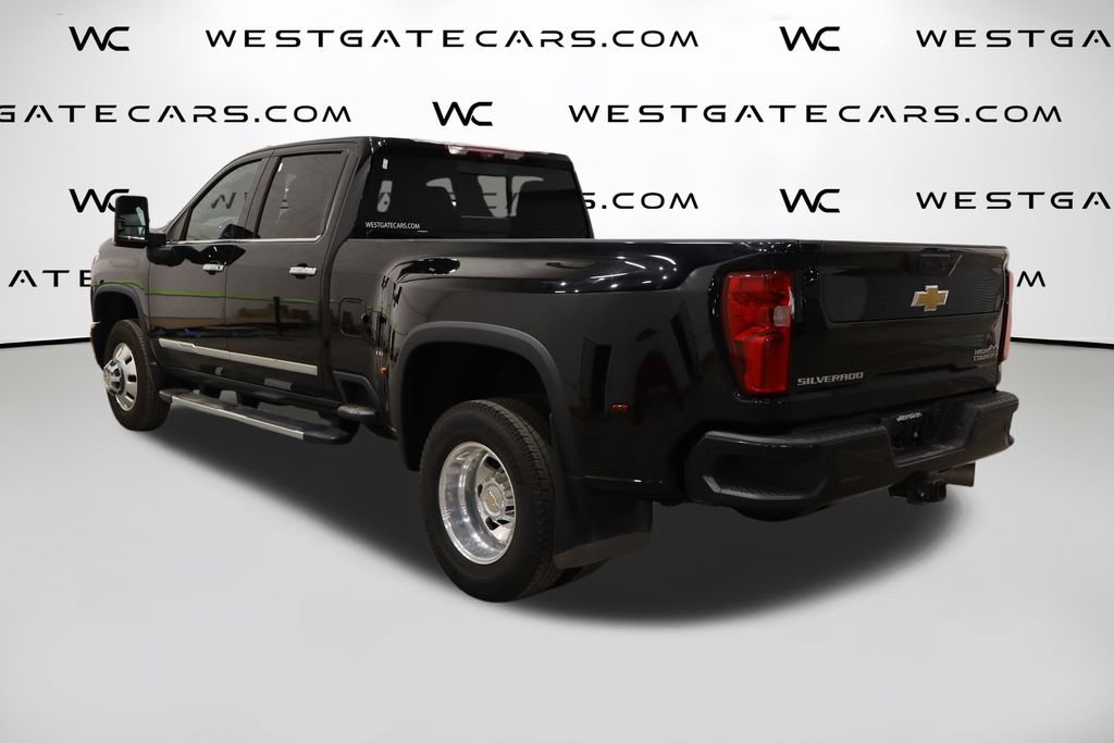 Used 2024 Chevrolet Silverado 3500 High Country w/ High Country Premium Package AWD/4WD image 42