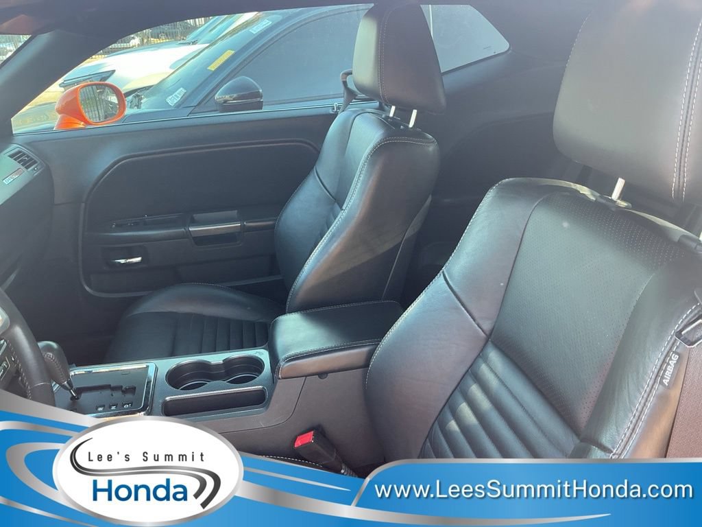 Used 2012 Dodge Challenger R/T RWD image 15