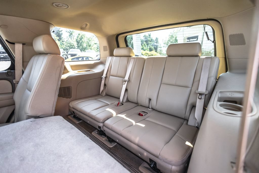 Used 2010 Chevrolet Tahoe LT AWD/4WD image 17