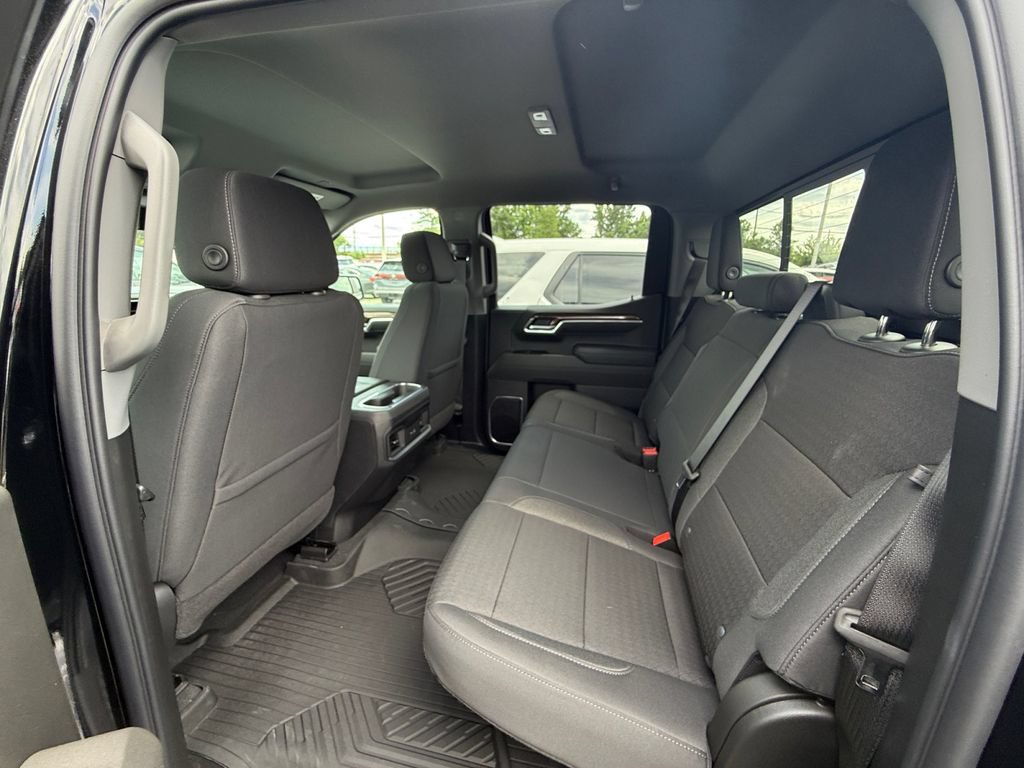 New 2026 Chevrolet Silverado 1500 LT w/ Z71 Off-Road Package AWD/4WD image 25