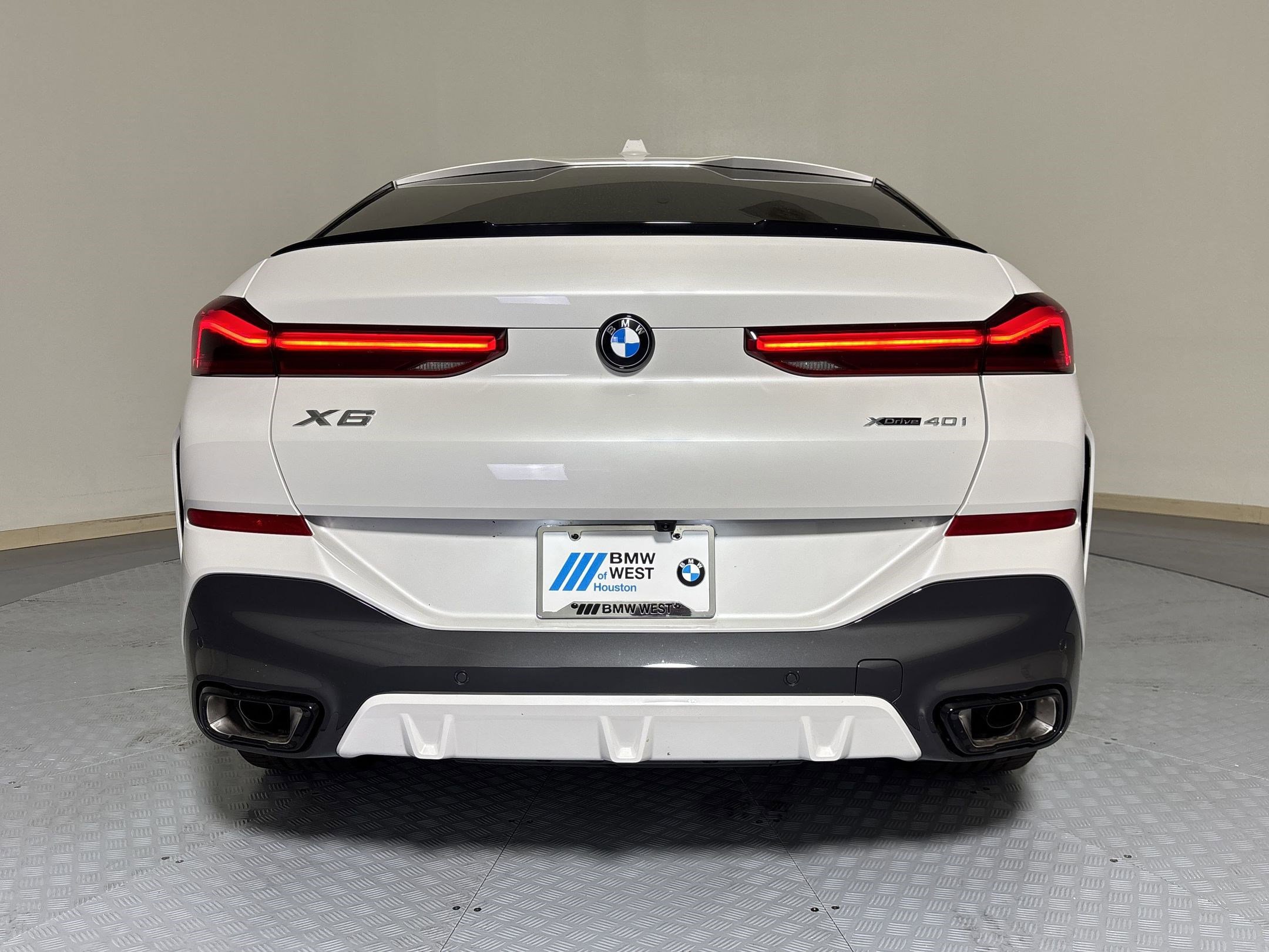 New 2026 BMW X6 xDrive40i AWD/4WD image 10