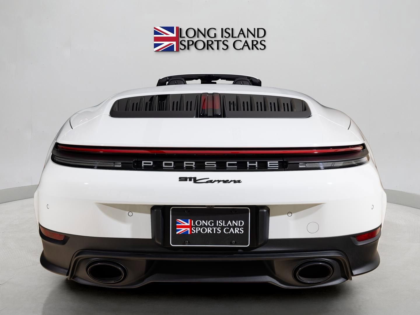 Used 2025 Porsche 911 Carrera RWD image 7