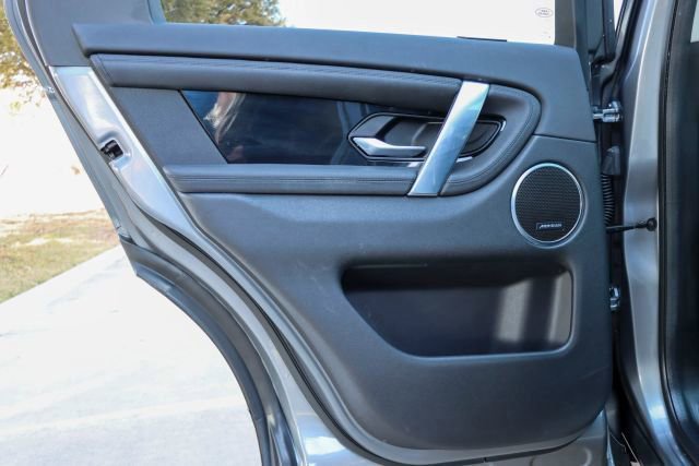 Used 2020 Land Rover Discovery Sport S image 12