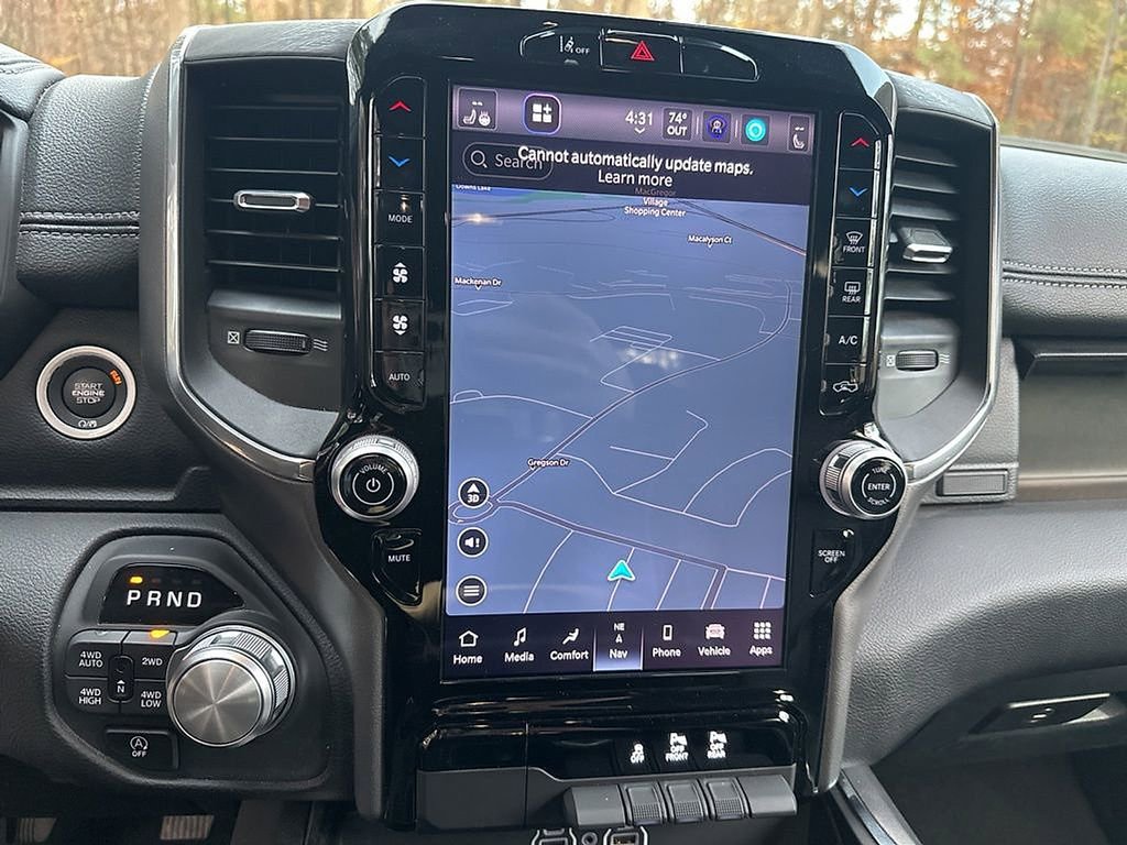 Used 2025 RAM 1500 Laramie image 13