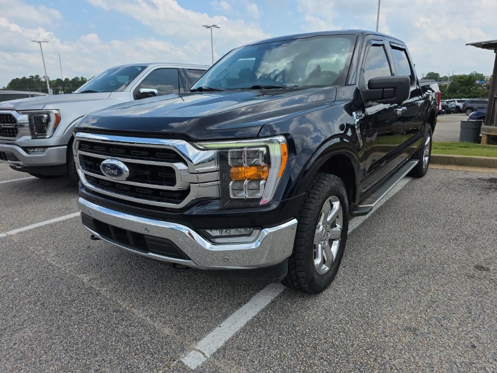 Used 2022 Ford F150 XLT w/ Equipment Group 302A High AWD/4WD image 3