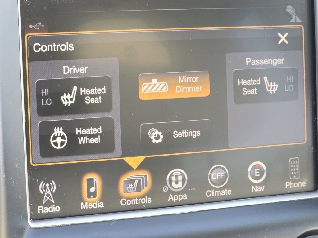 Used 2014 Jeep Grand Cherokee Limited AWD/4WD image 7