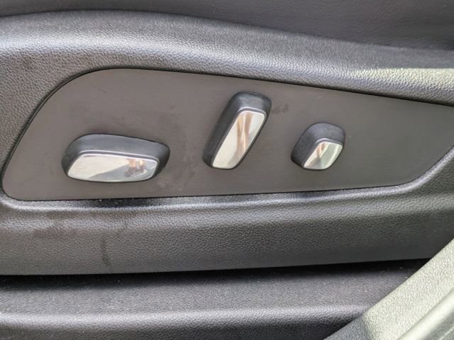 Used 2024 Cadillac XT5 Premium Luxury image 22