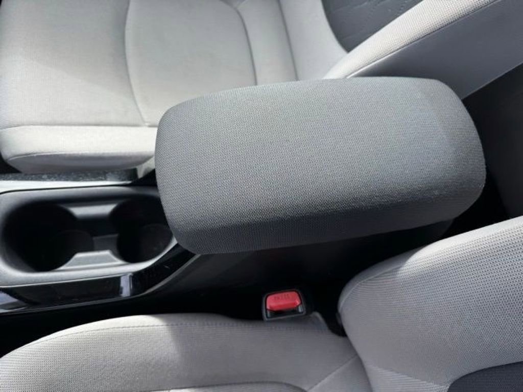 Certified 2021 Toyota Corolla LE w/ LE Convenience Package FWD image 18