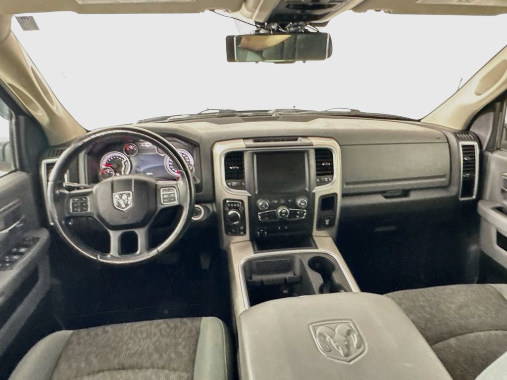 Used 2017 RAM 1500 Classic SLT w/ SLT Plus D←cor Group AWD/4WD image 13
