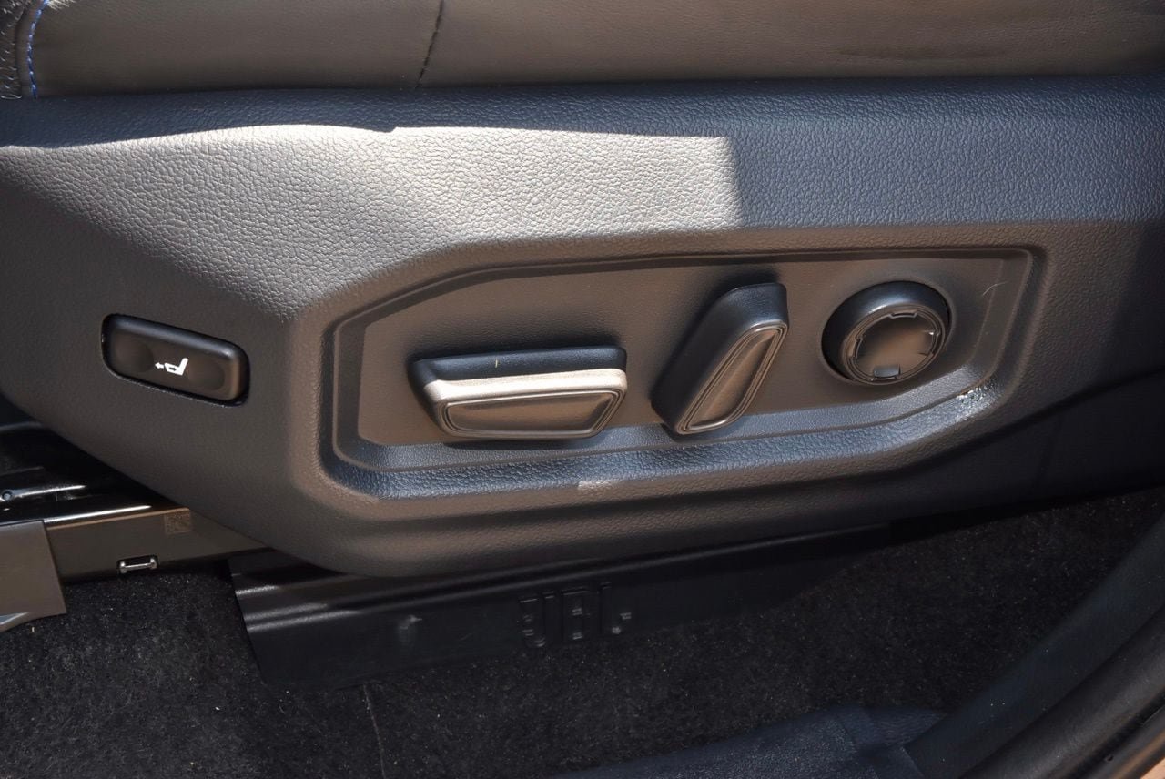 Used 2024 Toyota Tundra Platinum RWD image 37
