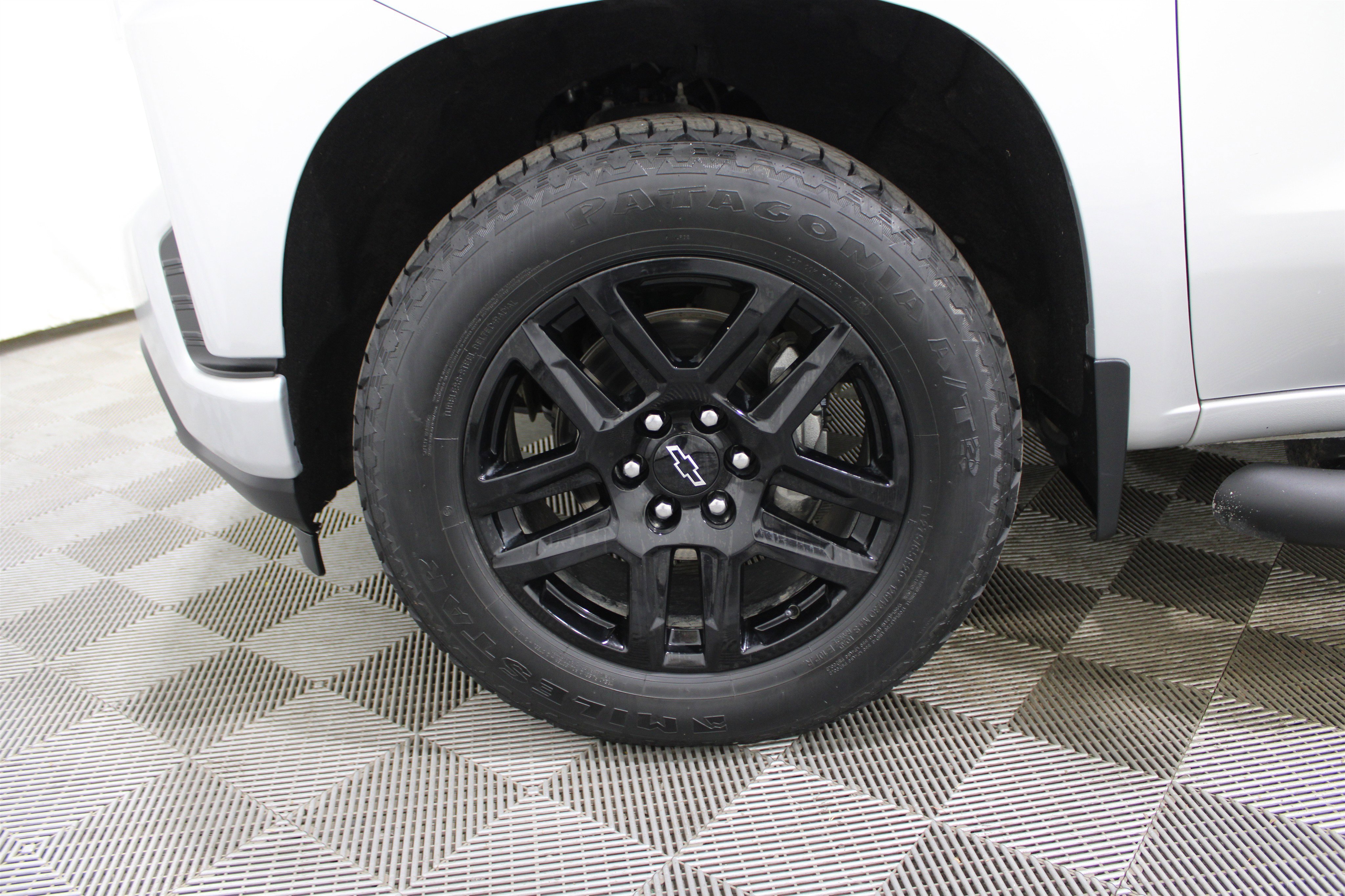 Used 2021 Chevrolet Silverado 1500 Custom w/ Rally Edition image 32