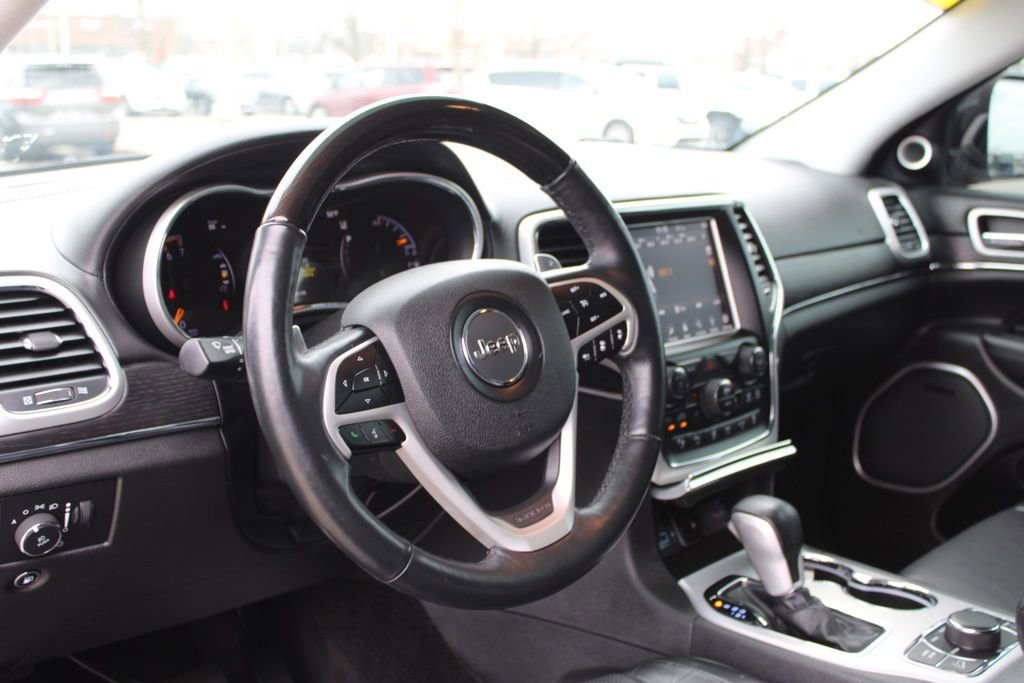 Used 2018 Jeep Grand Cherokee Summit w/ Platinum Series Group image 19