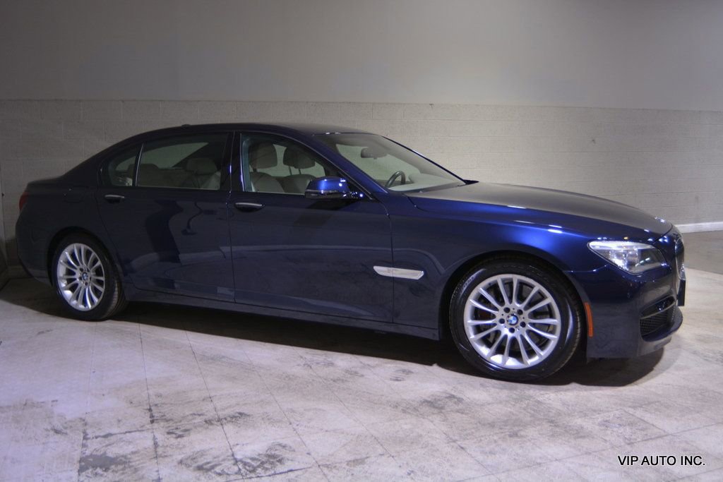 Used 2014 BMW 750Li xDrive image 29