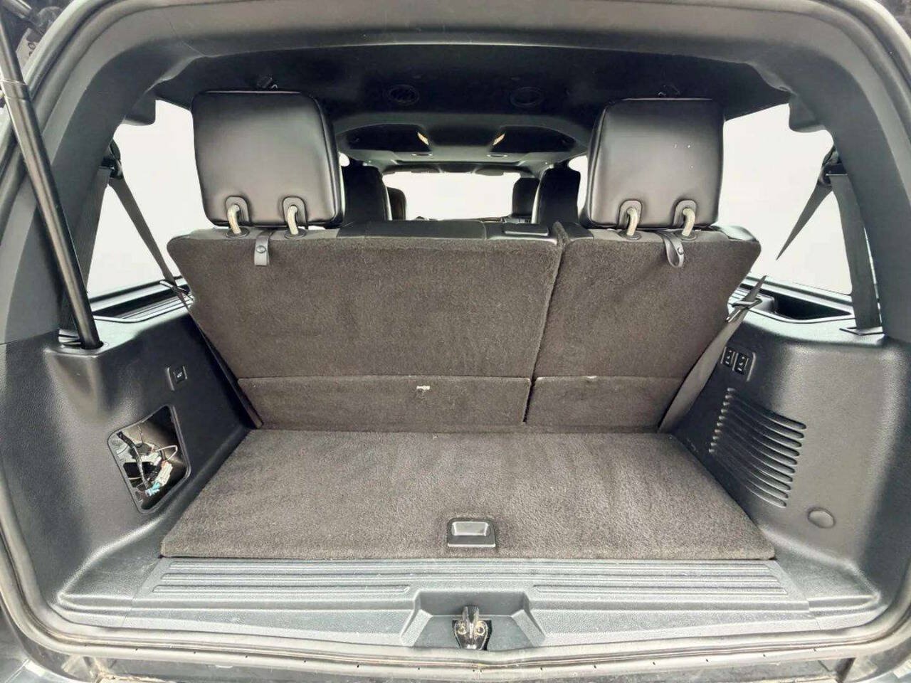 Used 2015 Lincoln Navigator 4WD image 5