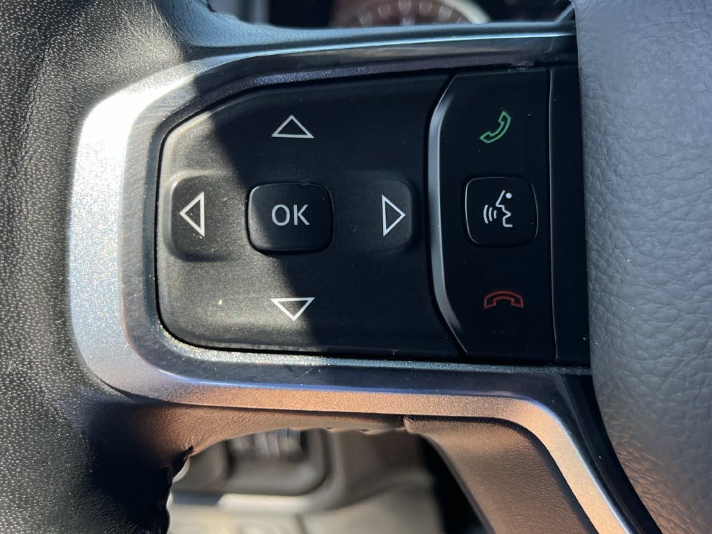 Used 2019 RAM 1500 Laramie w/ Sport Appearance Package AWD/4WD image 32