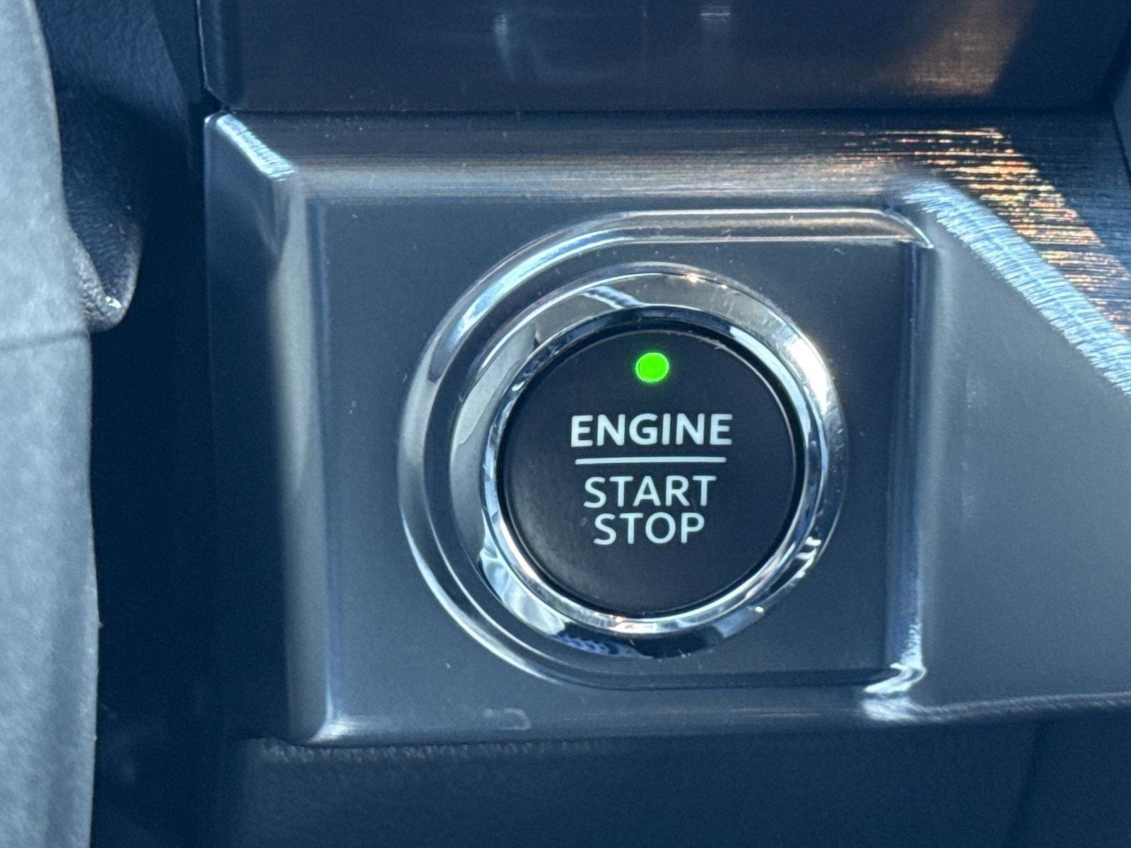 Used 2021 Ford F150 Lariat w/ Equipment Group 502A High image 21